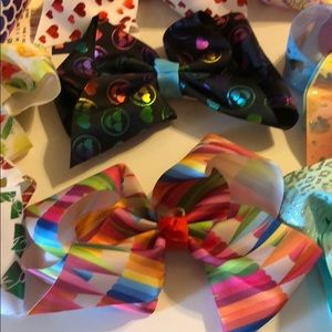 Lot of 13 Hair Bows